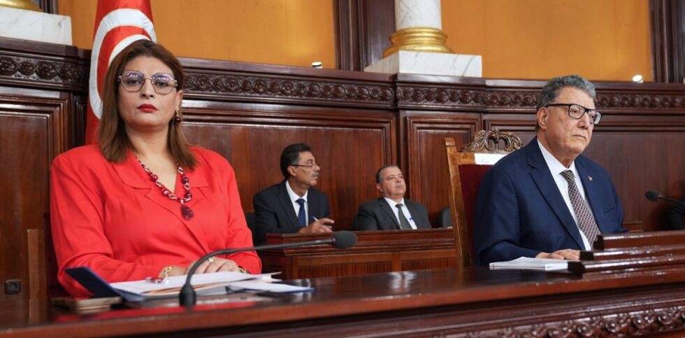 Crise à Gabes : L’absence de la cheffe du gouvernement à la plénière fait polémique