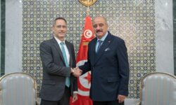 Relais diplomatique à Tunis : Joey Hood cède sa place à Bill Bazzi