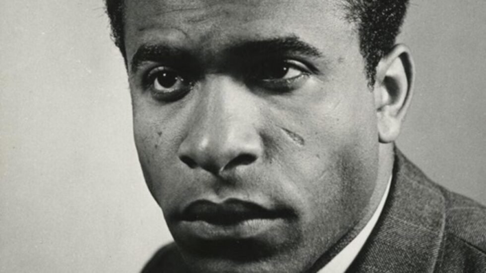 Dakar célèbre le centenaire de Frantz Fanon : un colloque international ...